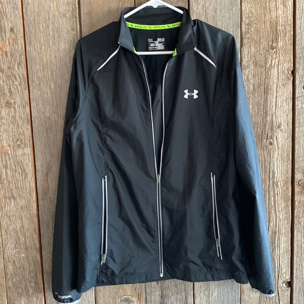 Under Armour Mens windbreaker